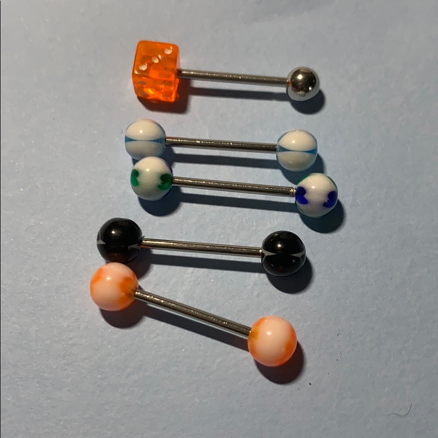 Straight Barbell Body Piercing